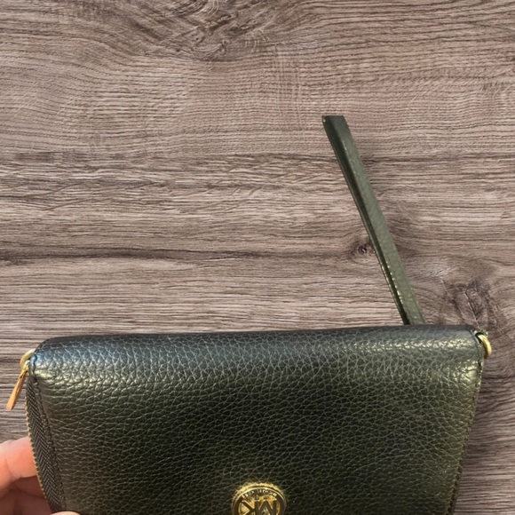 MK MICHAEL KORS WALLET BLACK​ - Picture 2 of 7
